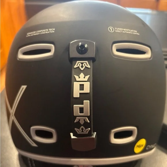 Like new Pret Cynic Ski Helmet - size Medium - Picture 3 of 10